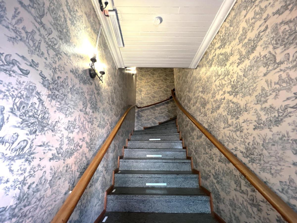 Ferienwohnung Incredible Downtown Duplex With Interior Backyard Punta Arenas Exterior foto