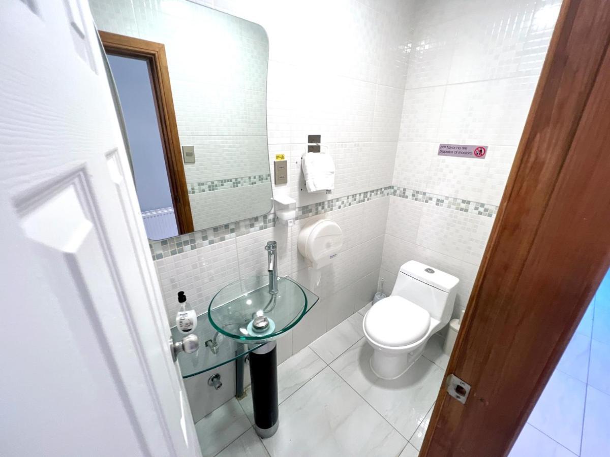 Ferienwohnung Incredible Downtown Duplex With Interior Backyard Punta Arenas Exterior foto